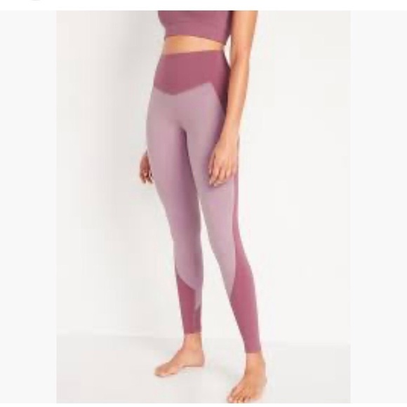 Old Navy Active Extra High-Waisted PowerChill Two-Tone Compression Leggings 4X - Picture 3 of 12